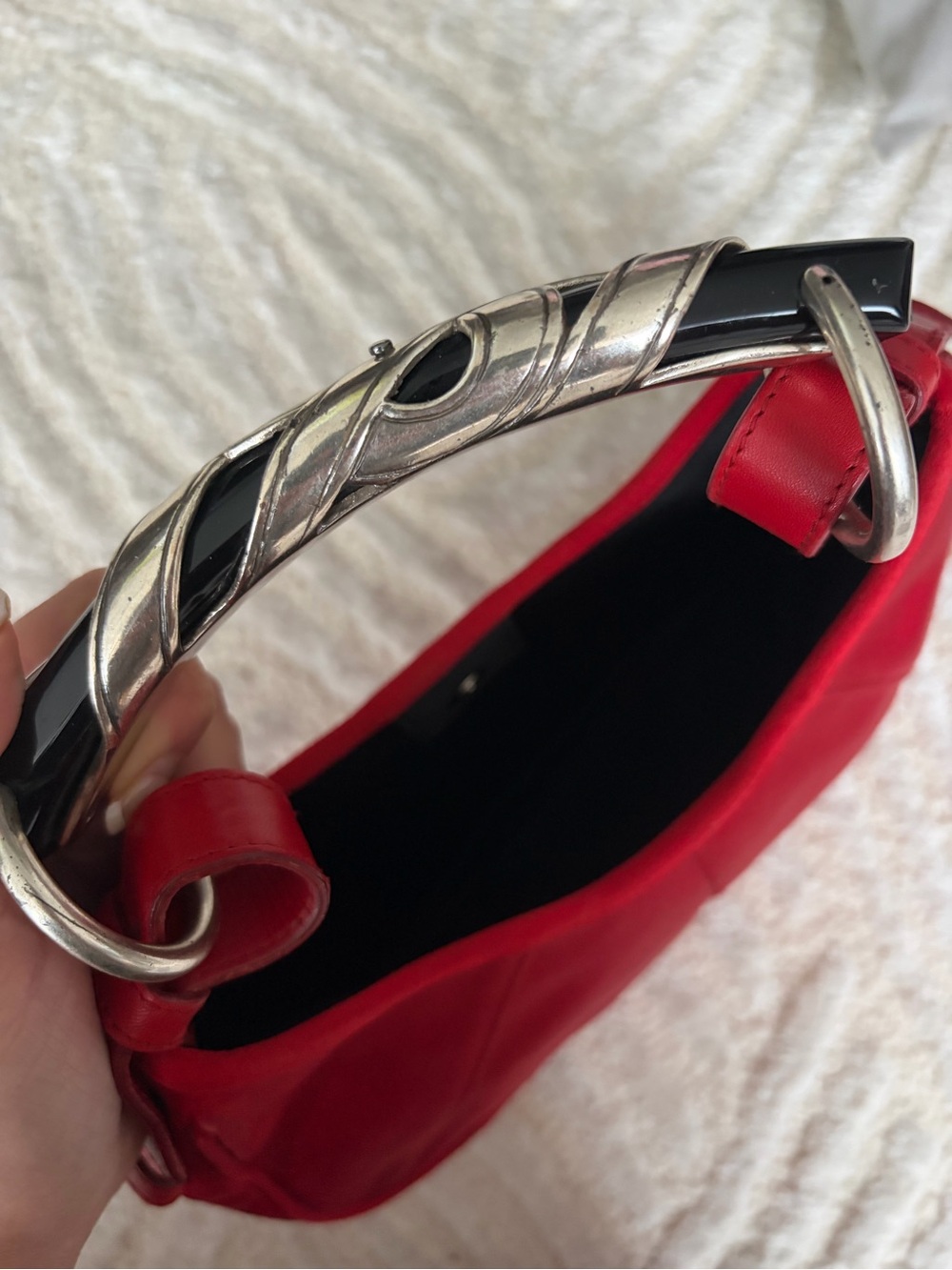 Rare Vintage YSL Mombasa | Red Silk Satin | Tom Ford era Yves Saint Laurent - Picture 14 of 17
